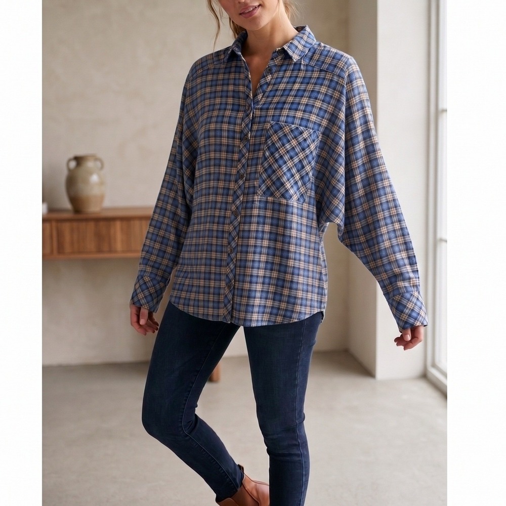 Urban Outfitters BDG Slouchy Flannel Button Down Shirt Womens XS‎ Blue Black